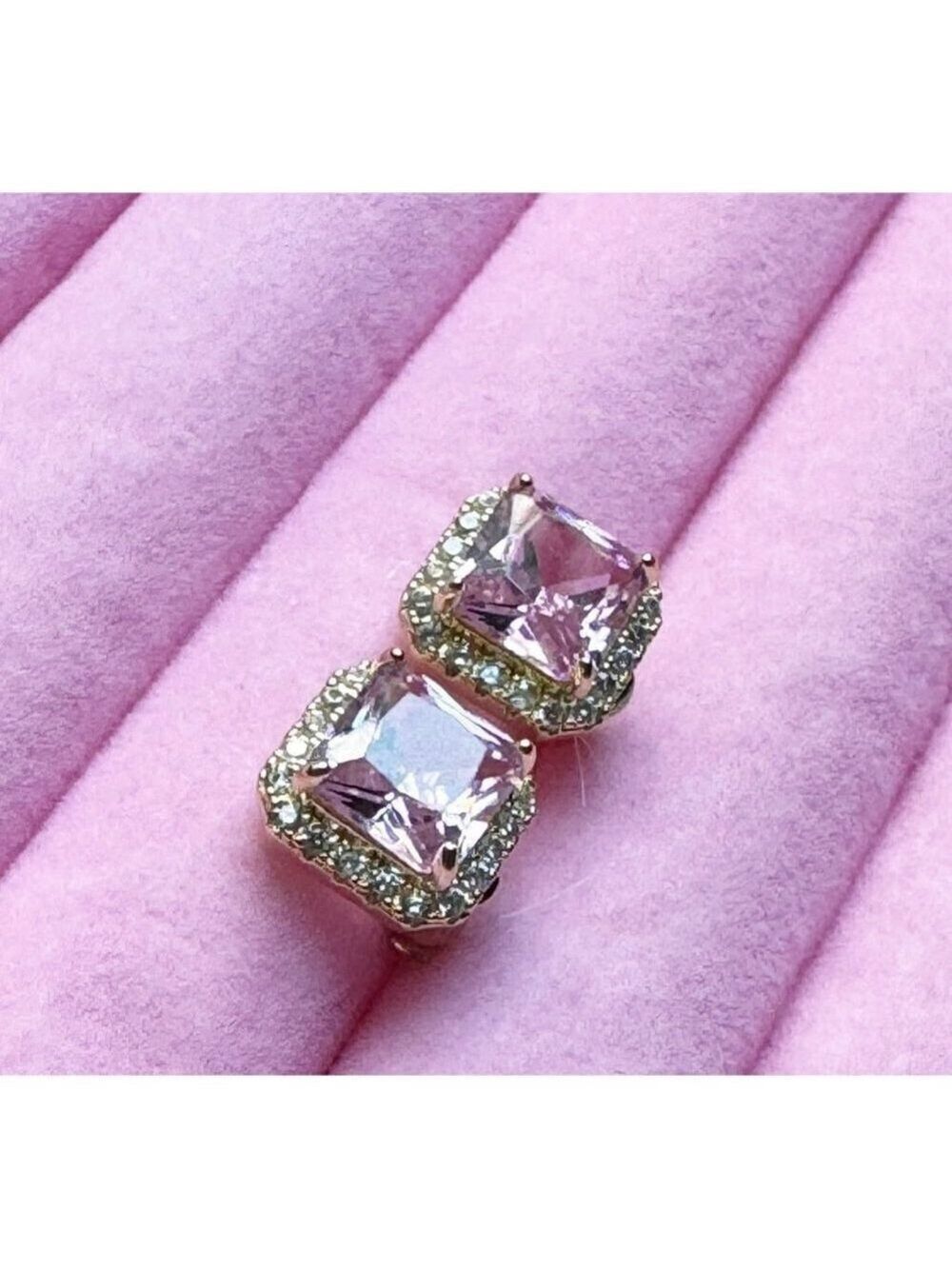 Luxurious Pink Artificial Gemstone Earrings - Picture 3 of 4